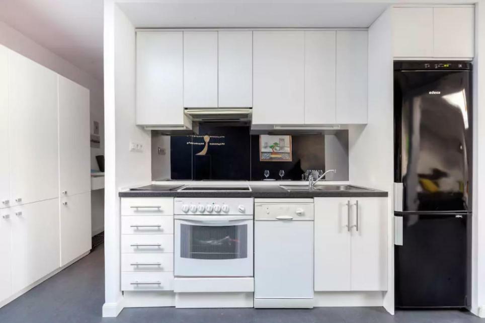 Cute Apartment In The Heart Of マドリード エクステリア 写真