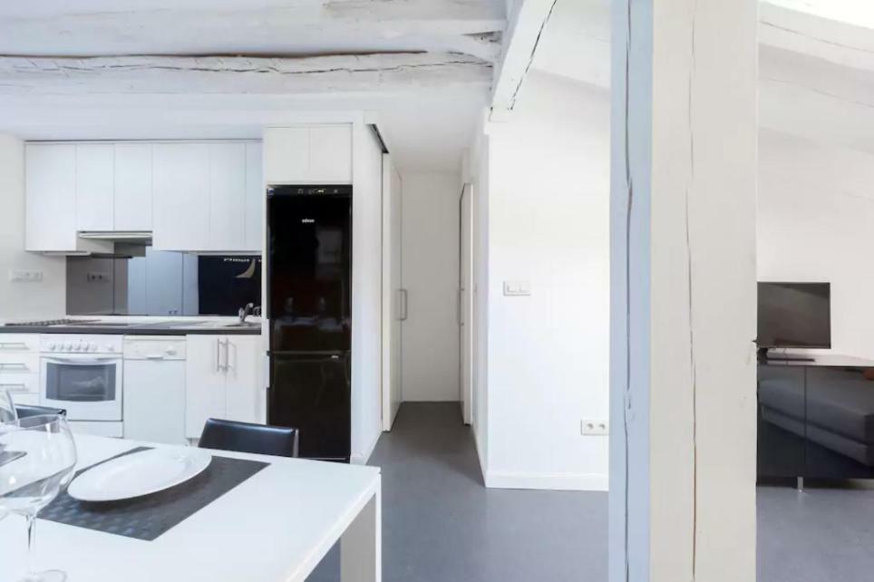 Cute Apartment In The Heart Of マドリード エクステリア 写真