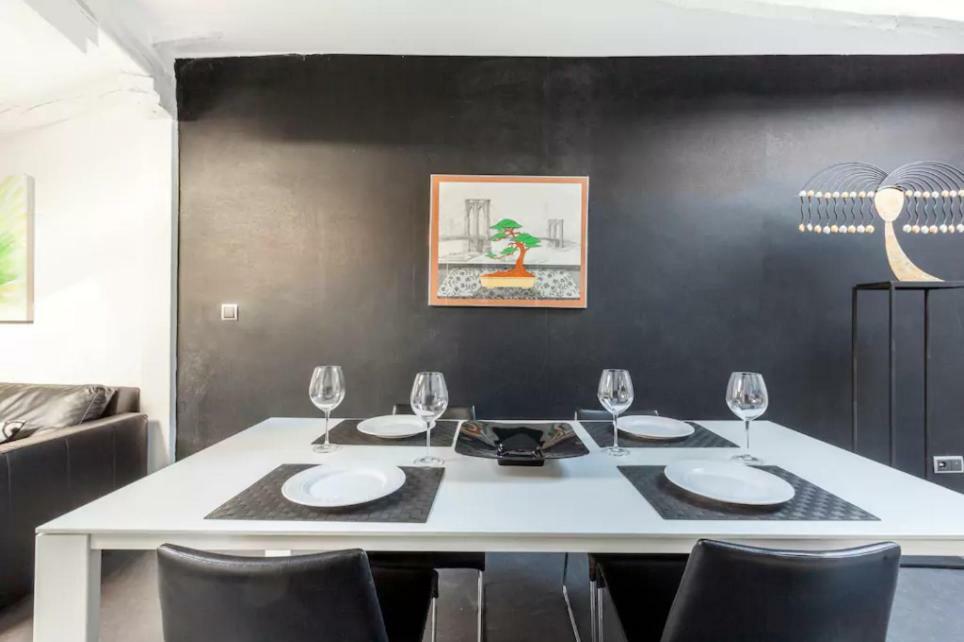 Cute Apartment In The Heart Of マドリード エクステリア 写真